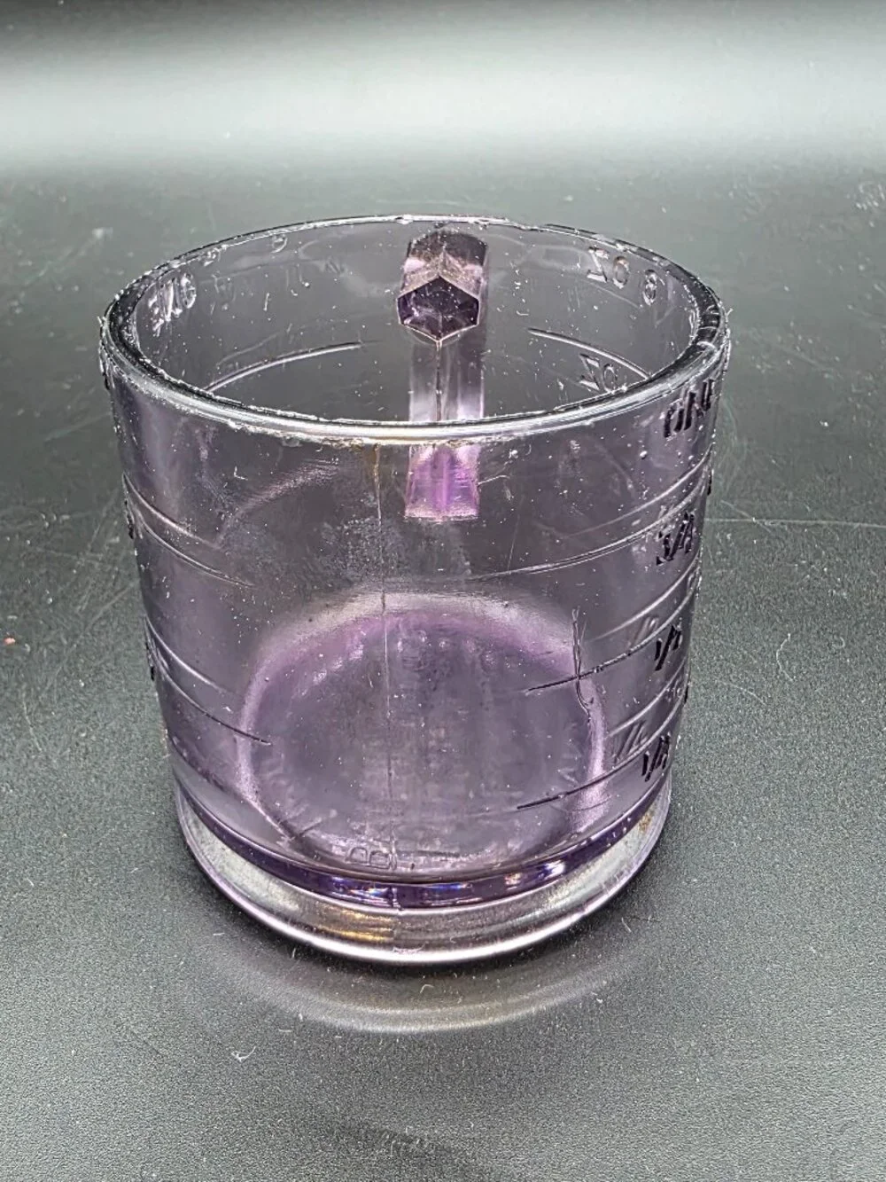 VINTAGE RARE purple GLASS 1-CUP MEASURING CUP Embossed